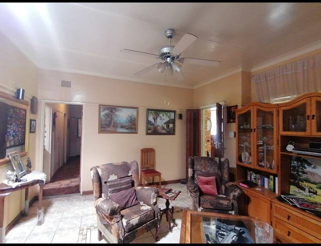 3 BEDROOM FREESTANDING FOR SALE IN STILFONTEIN EXT 4